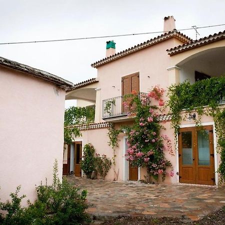 Agriturismo Donnolu แตร์เตนิอา ภายนอก รูปภาพ