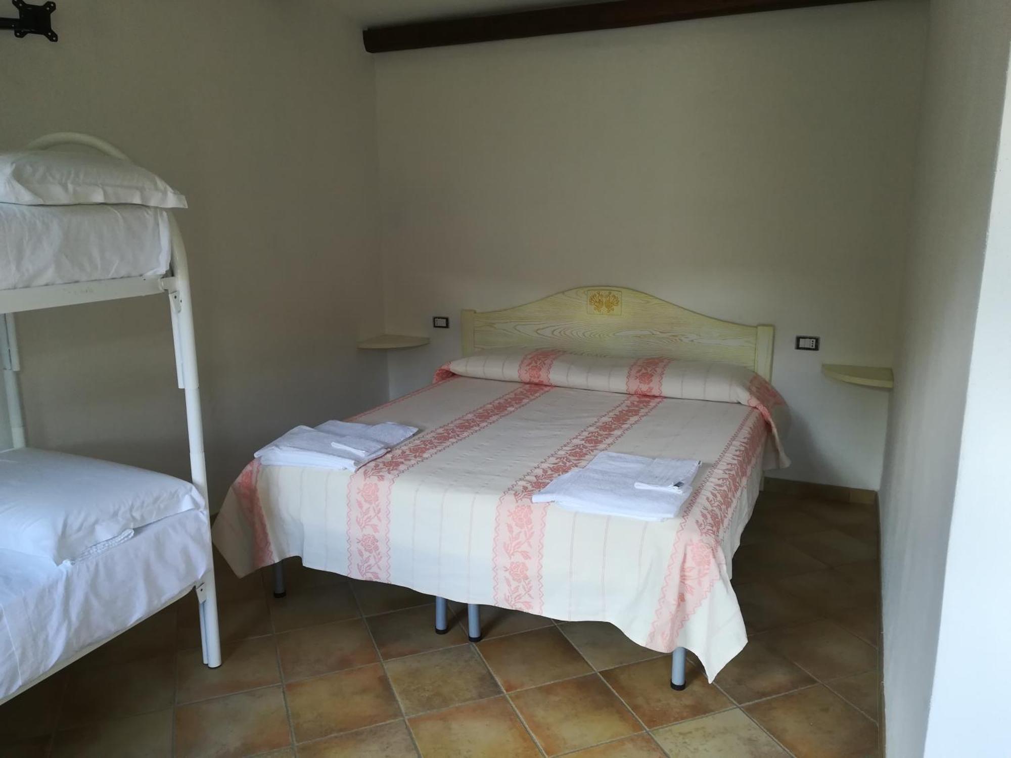 Agriturismo Donnolu แตร์เตนิอา ห้อง รูปภาพ